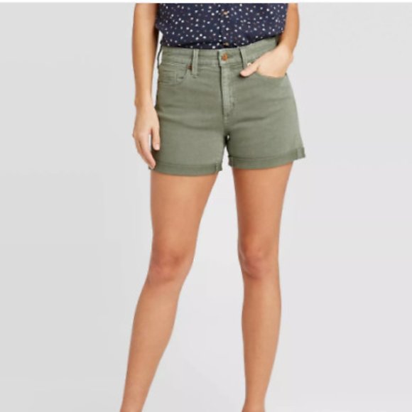 Universal Thread Dusty Olive  Shorts Size 24 - Picture 1 of 8